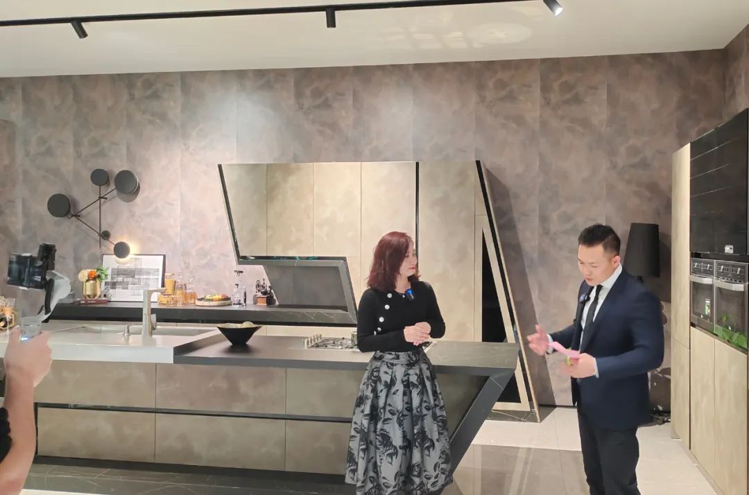 3.jpg 全屋定制加盟